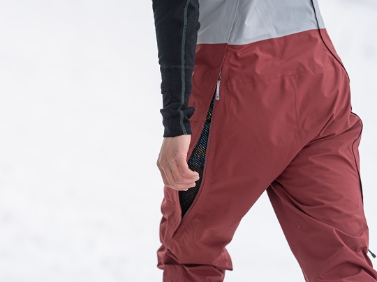 HOUDINI 『 Rollercoaster Bib Pants 』 | FULLMARKS