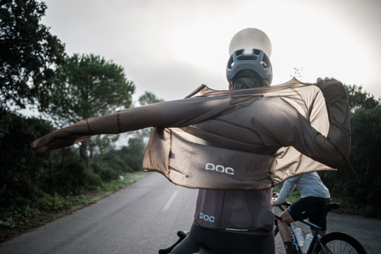 ウルトラライト・レインウェア2選 | NEWS | フルマークスストア