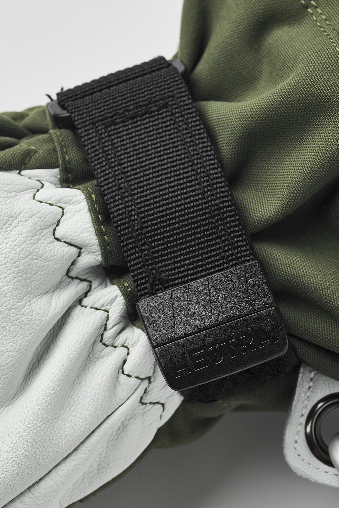 スキー・スノーボードアクセサリー HESTRA 30630 HELI SKI GTX(Black, 7) 30572 HELI SKI 3-FINGER | フルマークスストア-北欧アウトドア