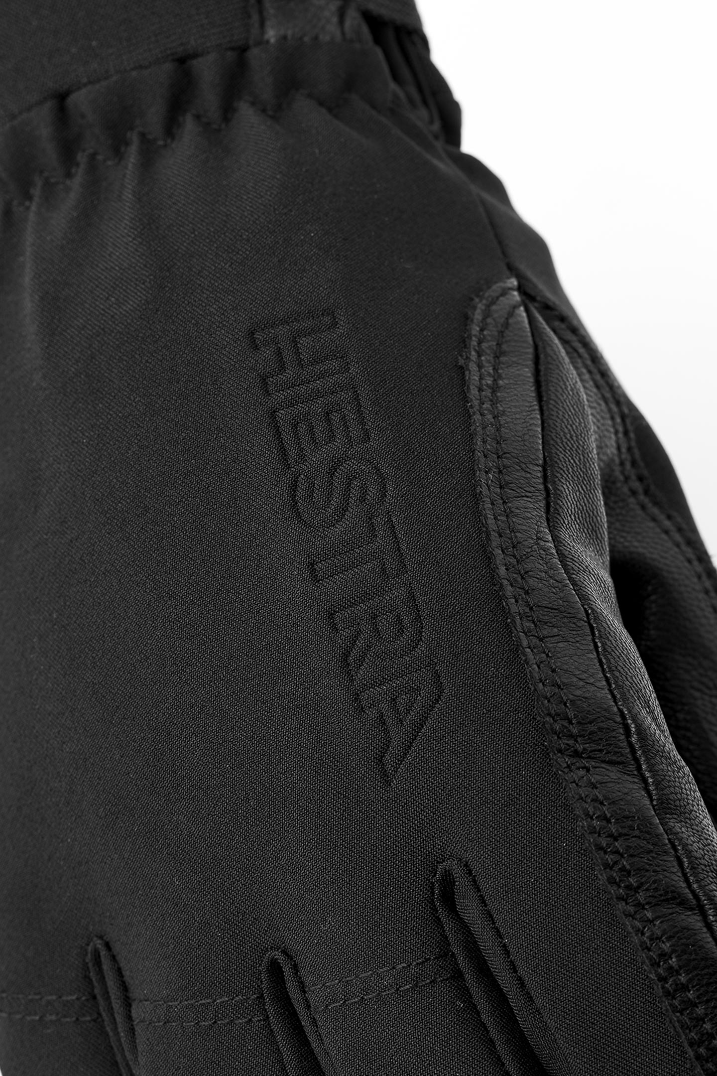 31360 ALPINE SHORT GORE-TEX | フルマークスストア-北欧