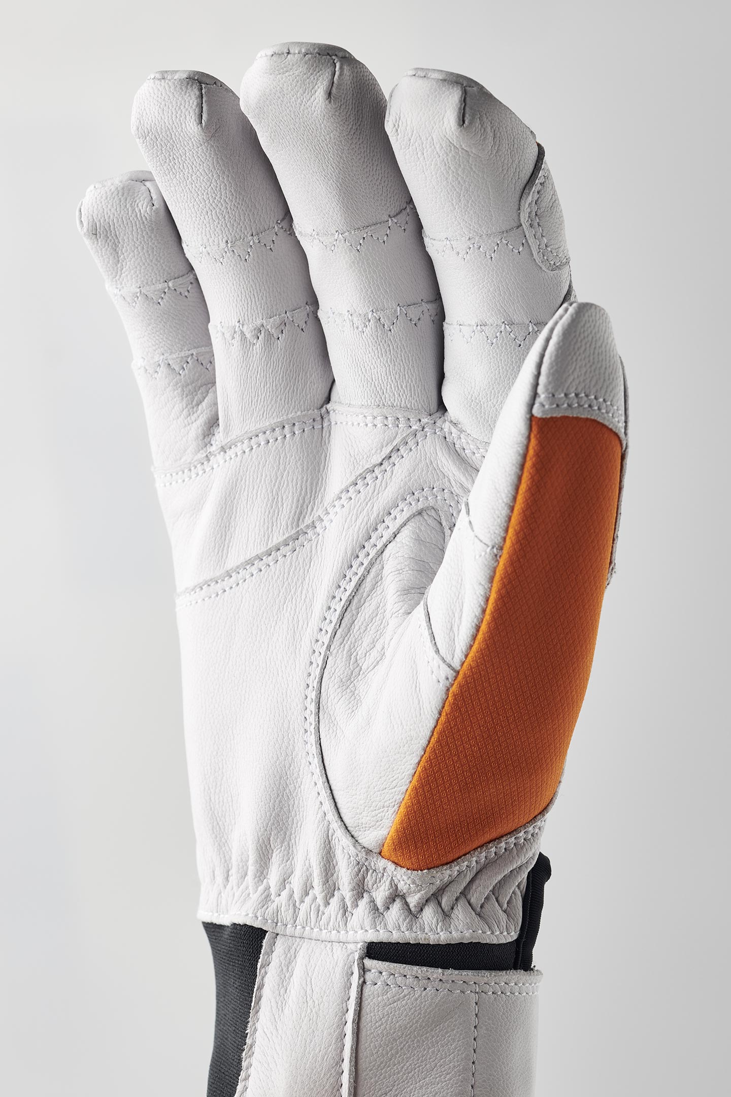 未使用Hestra Grip Active グローブ サイズ7 GORE-TEX バックカントリーガイドが愛用するタフで有能なグローブ はどれ