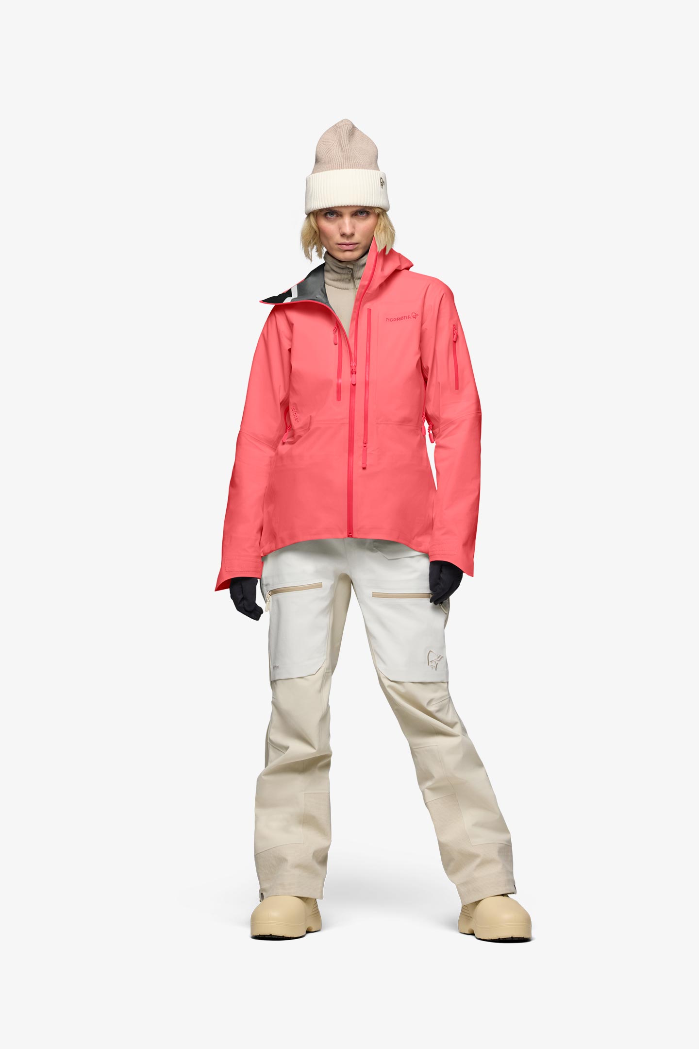 美品 ノローナ ゴアテックス 2L ジャケット &パンツ 美品 ノローナ ゴアテックス 2L ジャケット &パンツ ノローナ