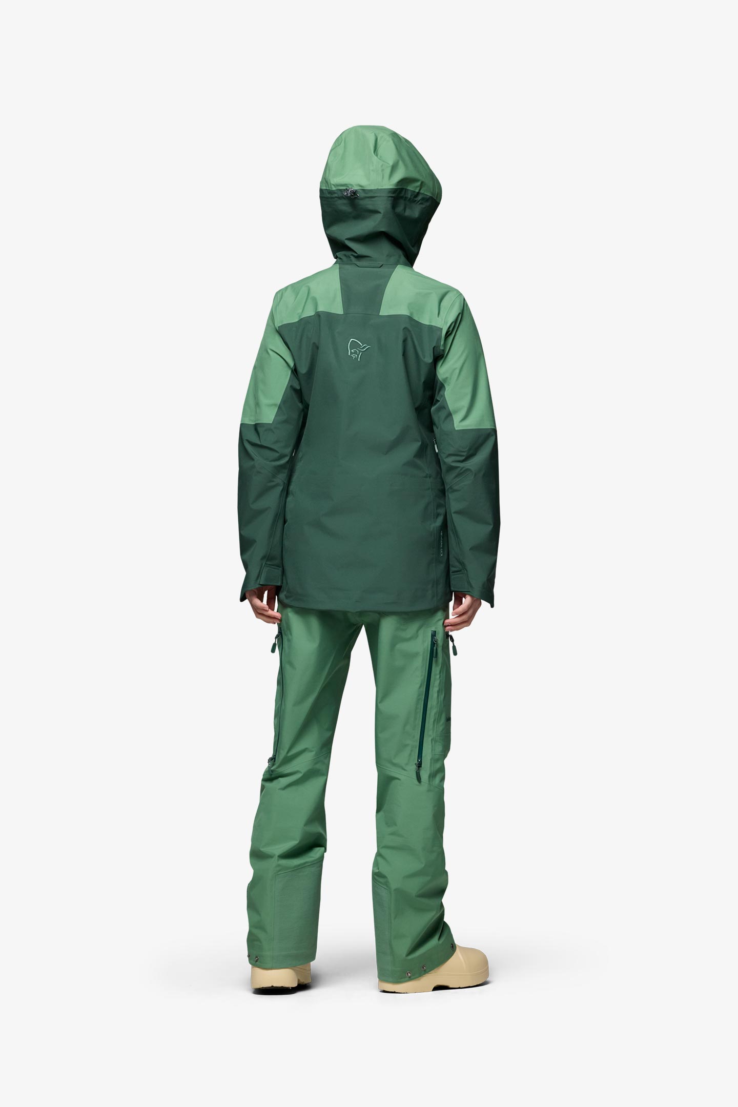 lofoten Gore-Tex Jacket (W) | フルマークスストア-北欧