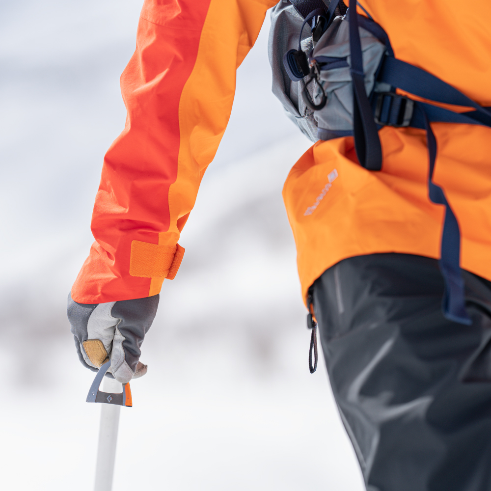 trollveggen Gore-Tex Pro Light Jacket (M) | フルマークスストア ...