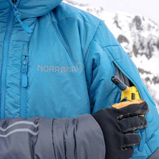 trollveggen thermo100 rescue Hood (M) | フルマークスストア