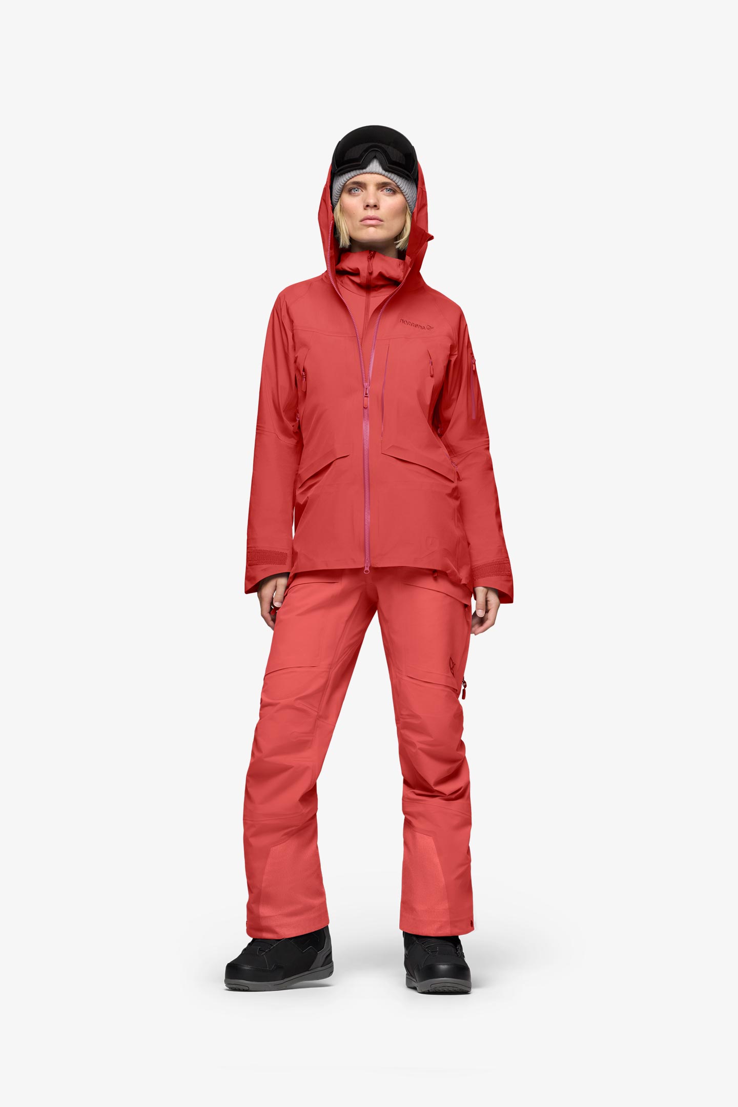 Maloja マローヤ GORE-TEX スノーボードウェア 赤/ピンク Maloja マローヤ GORE-TEX スノーボードウェア 赤/ピンク Maloja