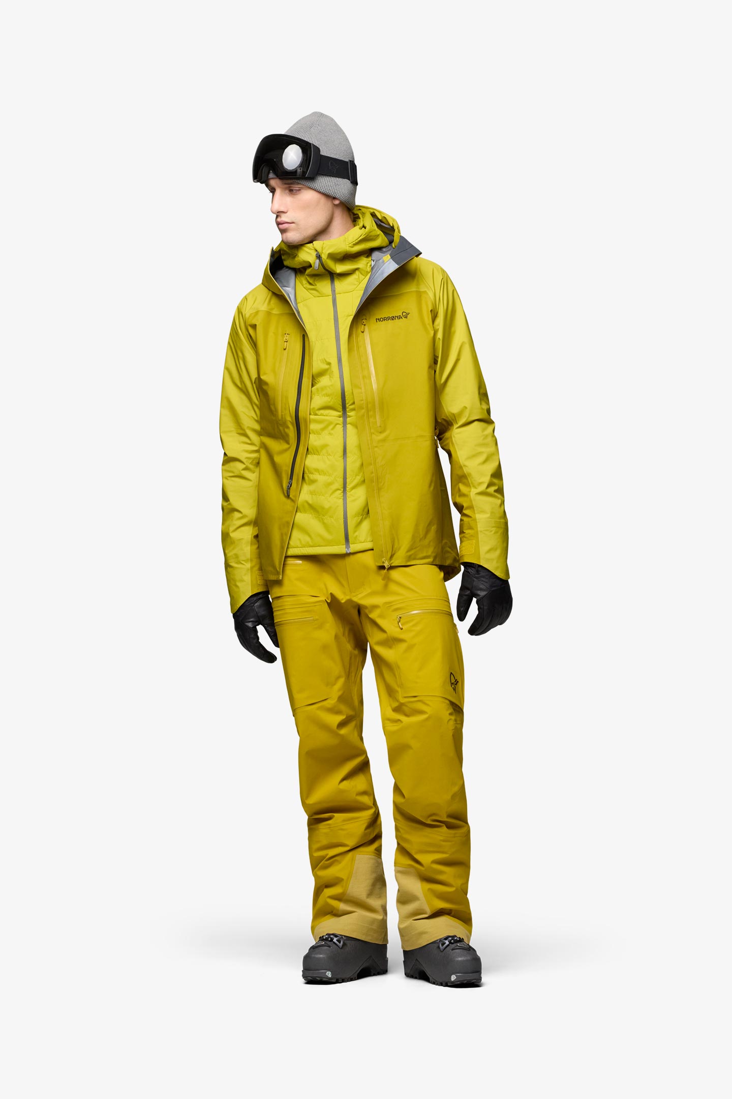 【新品未使用、定価半額以下】TECH WIND SHIELD JACKET TECH REVERSIBLE WIND SHIELD JACKET BLACK