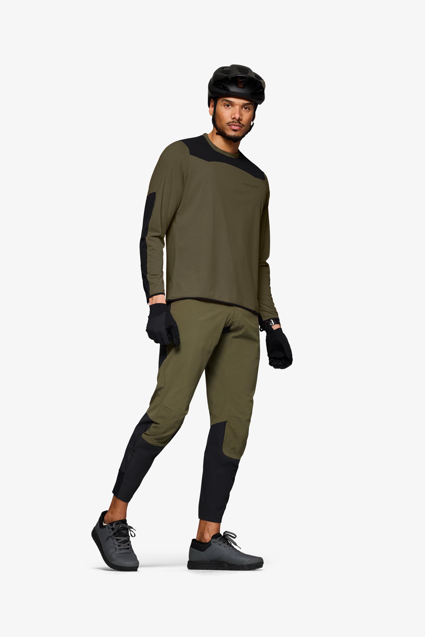 ノローナ メンズ シーボットン イコライザー テック ロングスリーブ Lサイズ 取寄) ノローナ メンズ シーボットン イコライザー テック