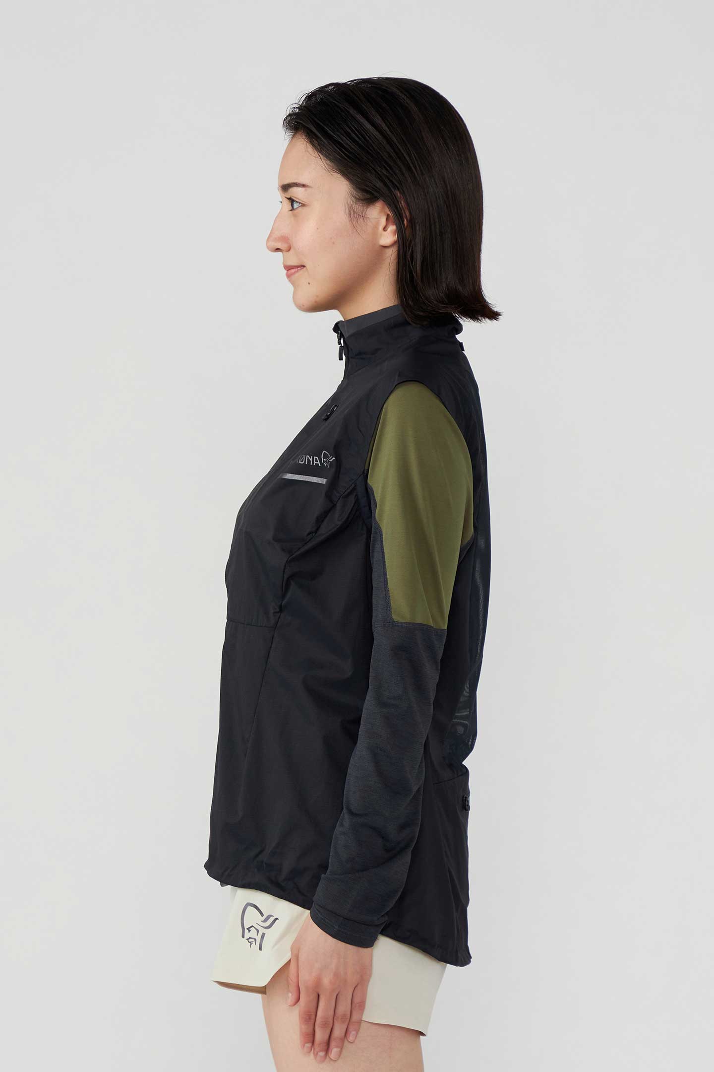 Nauticaリフレクター付ダウンベストcompetitionブラック黒オレンジ MOORER 【size46】MOORER【ムーレー】フード付ダウンベスト FIRE