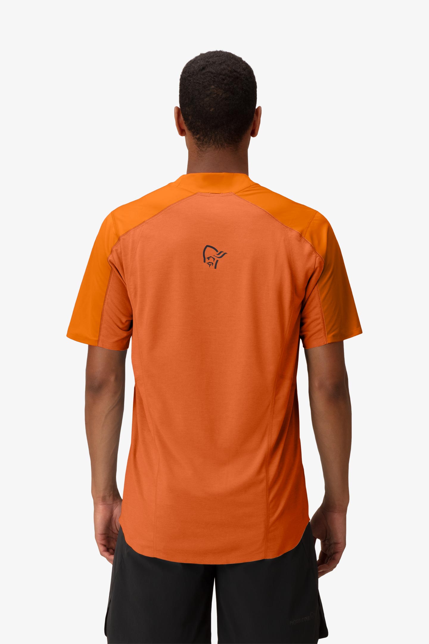 NOISEMAKER SUNRISE ノイズメーカー　Tシャツ新品未使用Lサイズ NOISEMAKER SUNRISE ノイズメーカー Tシャツ新品未使用Lサイズ