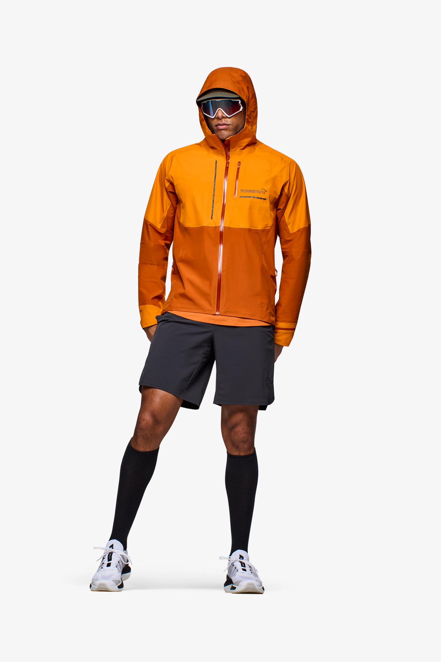 値下げ致しました！NORRONA 上下セット＋ビブ　３点　S　Gore-tex 40%OFF】NORRONA(ノローナ) Lyngen Gore-Tex Active Jacket