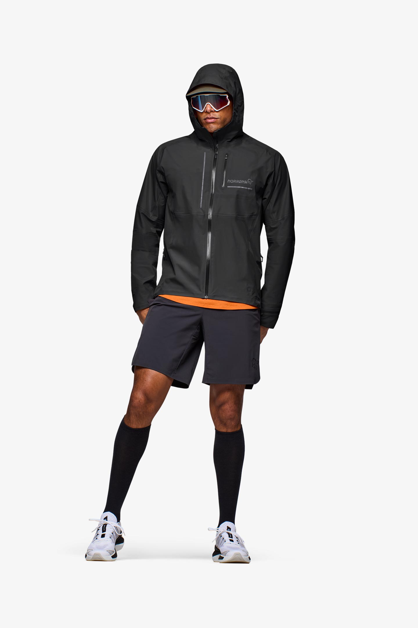 値下げ致しました！NORRONA 上下セット＋ビブ　３点　S　Gore-tex NORRONA 『 lyngen Gore-Tex Jacket 』 | FULLMARKS