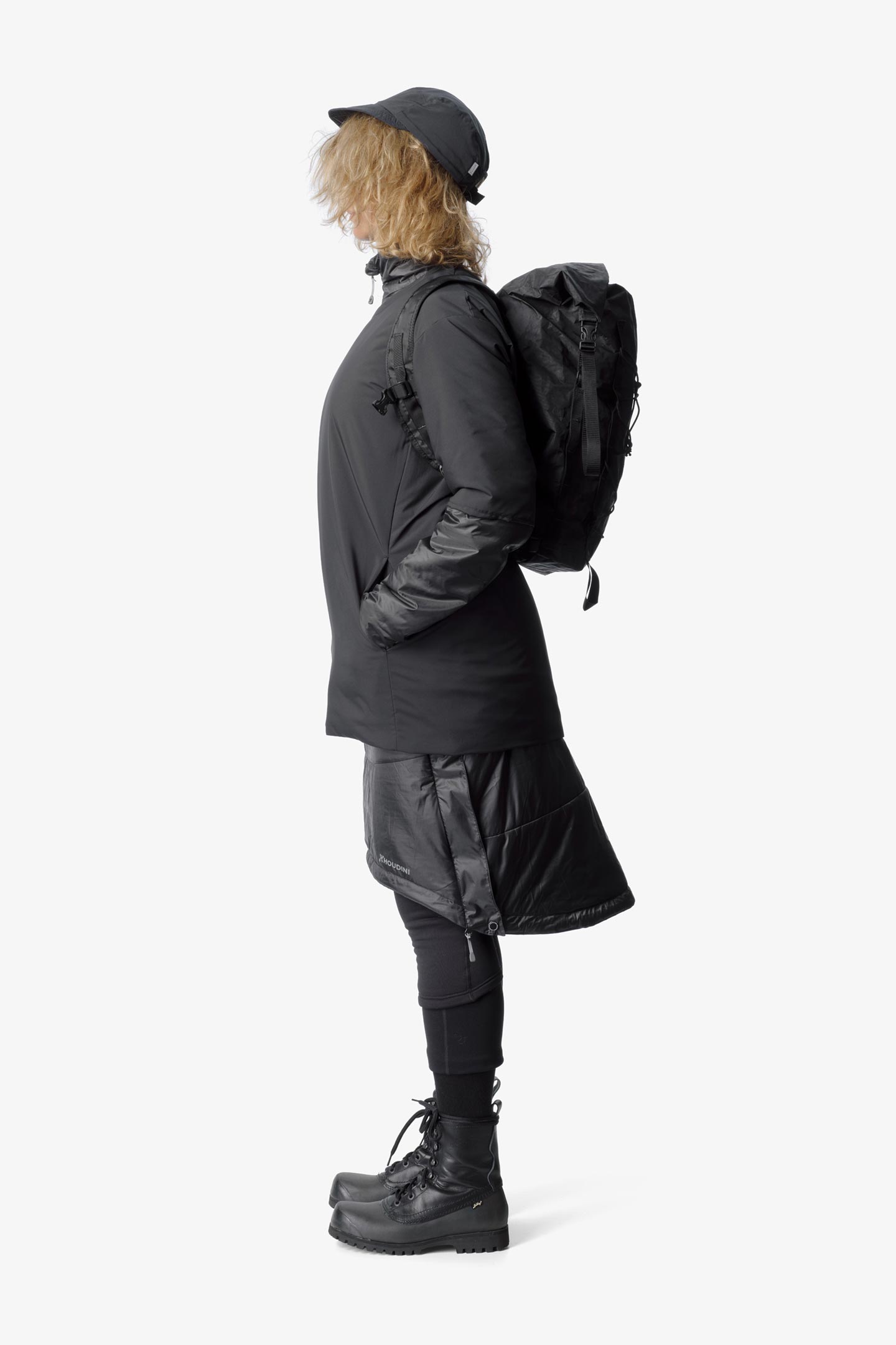 SONO フェミニティフーディブルゾン ブラック OUTER | Spendard.com