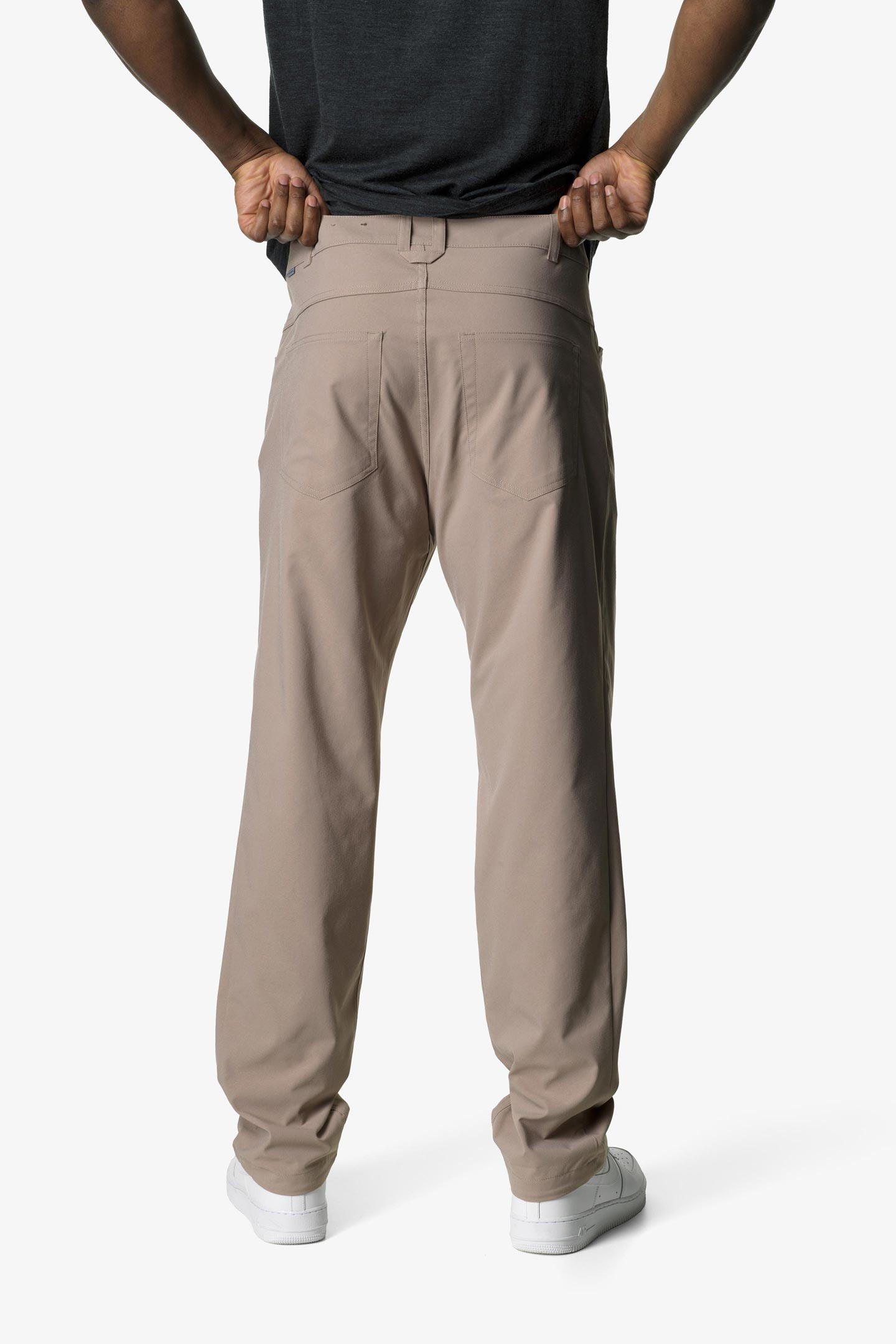 美品 Houdini Dock Pants XL Dark Sand チノパン HOUDINI Mens Dock Pants Dark Sand [フーディニ]