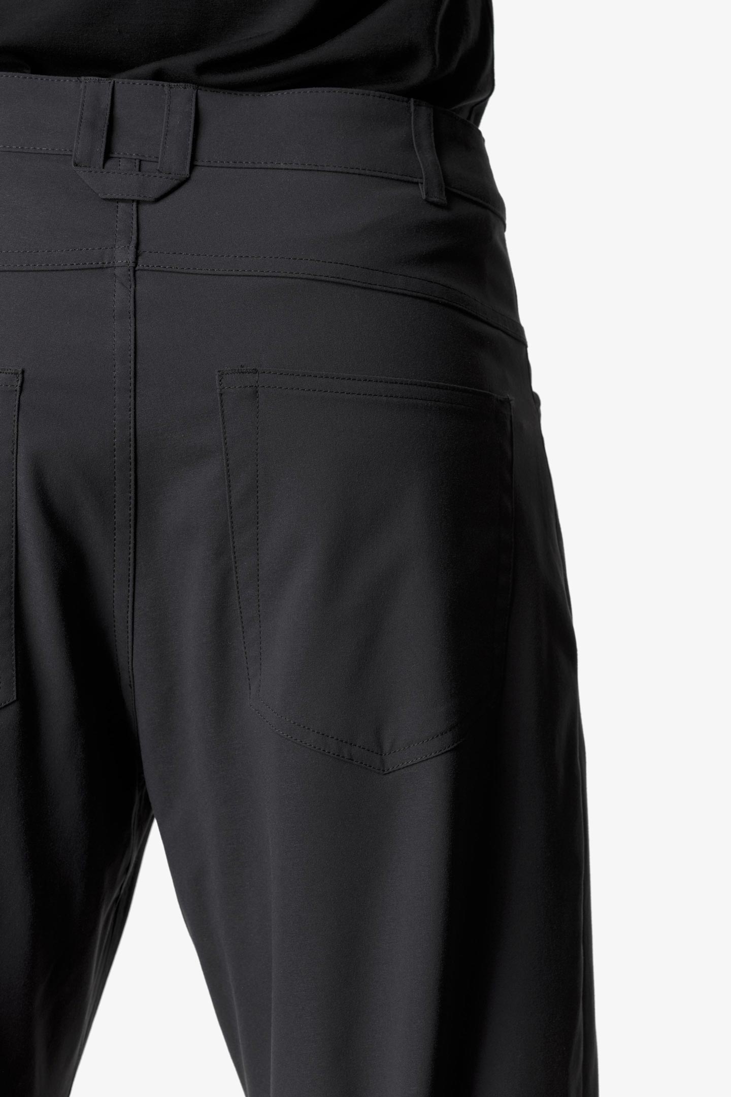 美品 Houdini Dock Pants XL Dark Sand チノパン HOUDINI Mens Dock Pants Dark Sand [フーディニ]