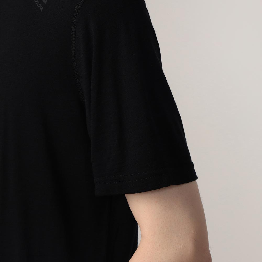 LIGHTWOOL 140 UNDERSHIRT T-SHIRT | フルマークスストア-北欧