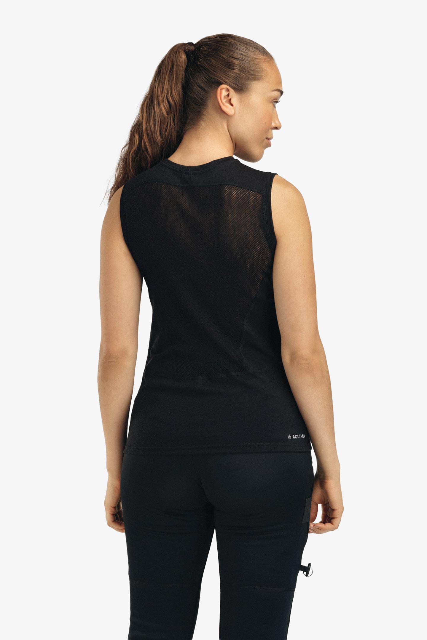 LIGHTWOOL SPORTS SINGLET WOMAN | フルマークスストア-北欧アウトドア