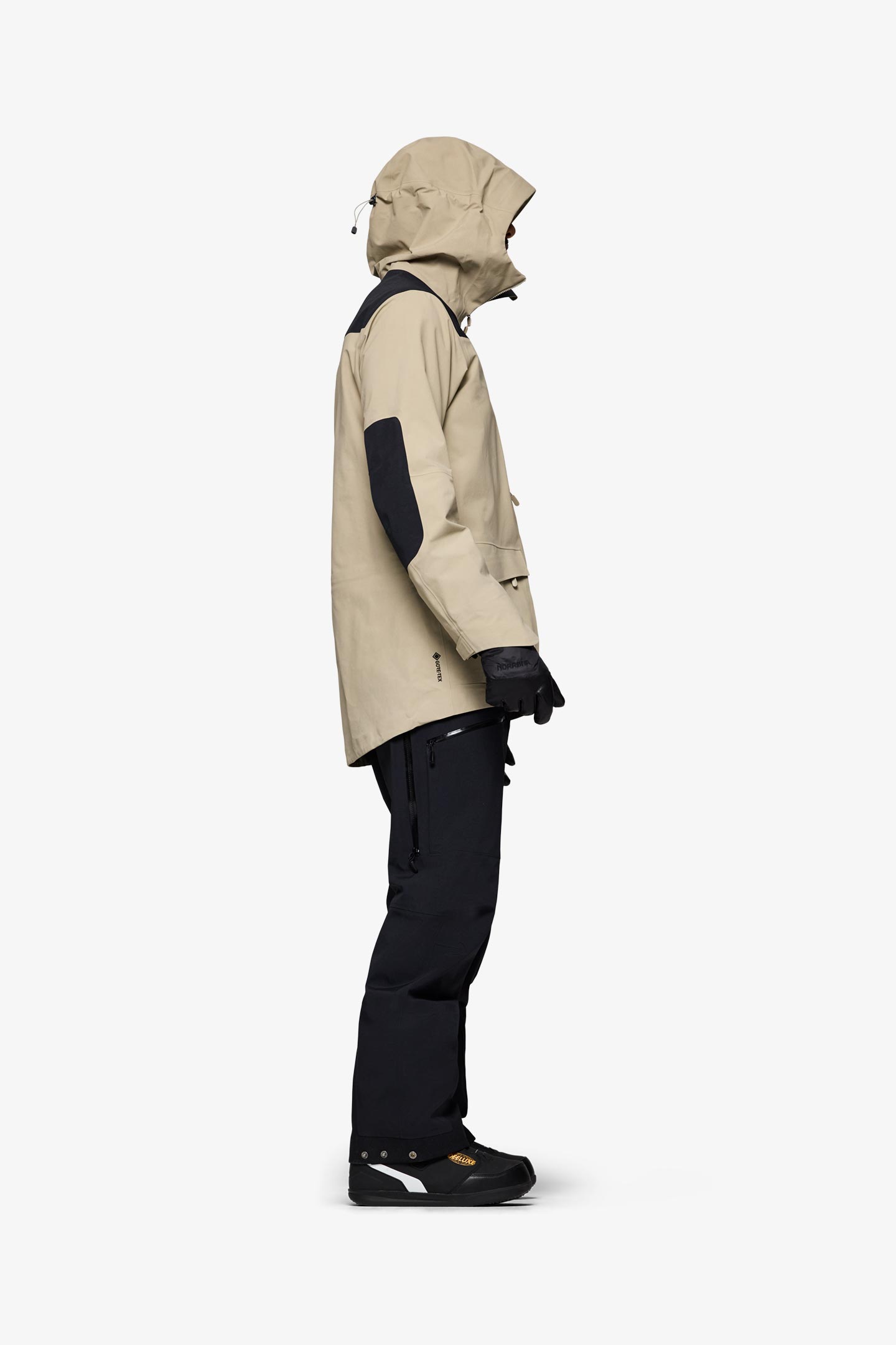 美品NORRONA tamok Shell Jacket tamok Gore-Tex Performance Shell Jacket (M) | フルマークスストア