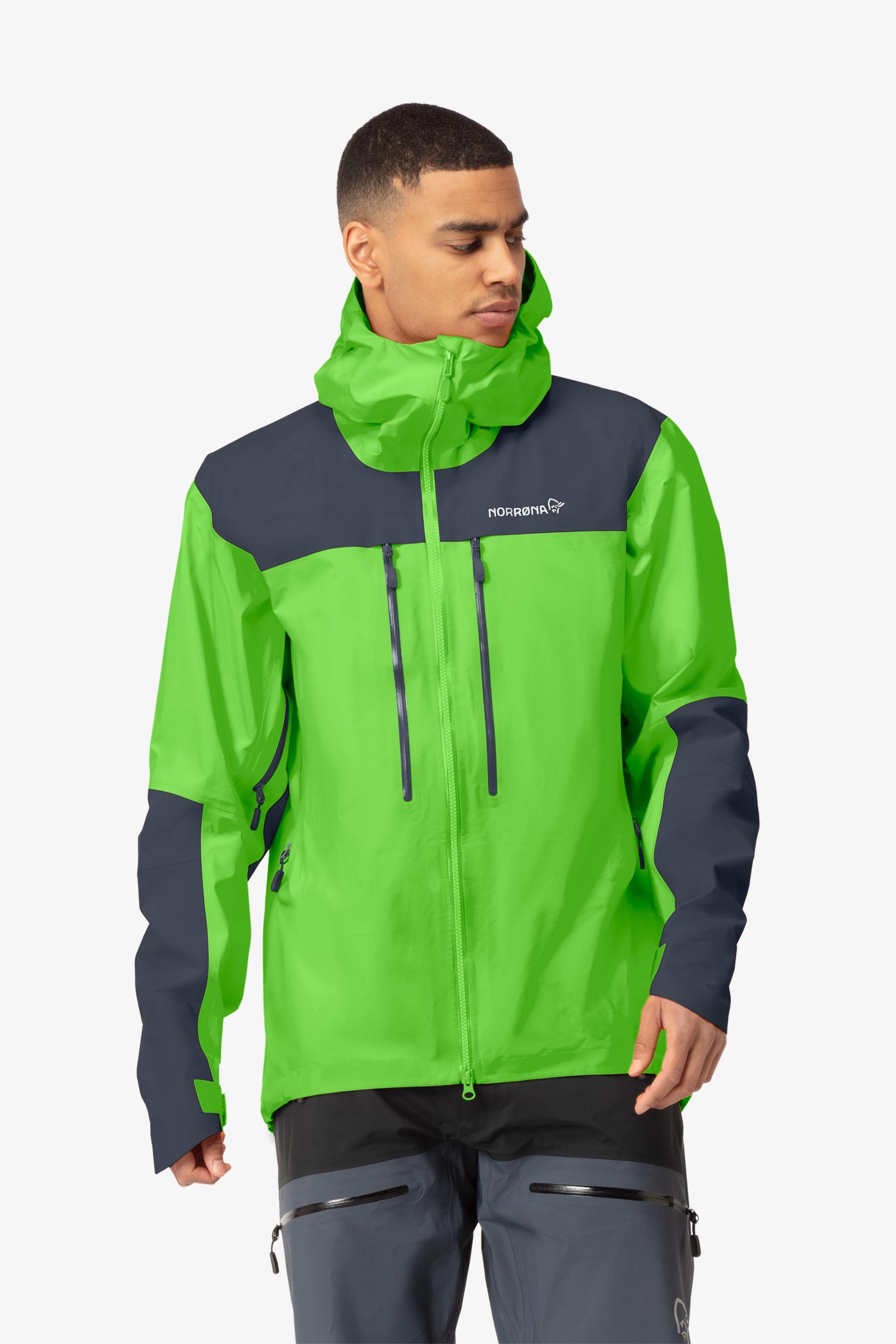 trollveggen Gore-Tex Pro Light Jacket (M) | フルマークス