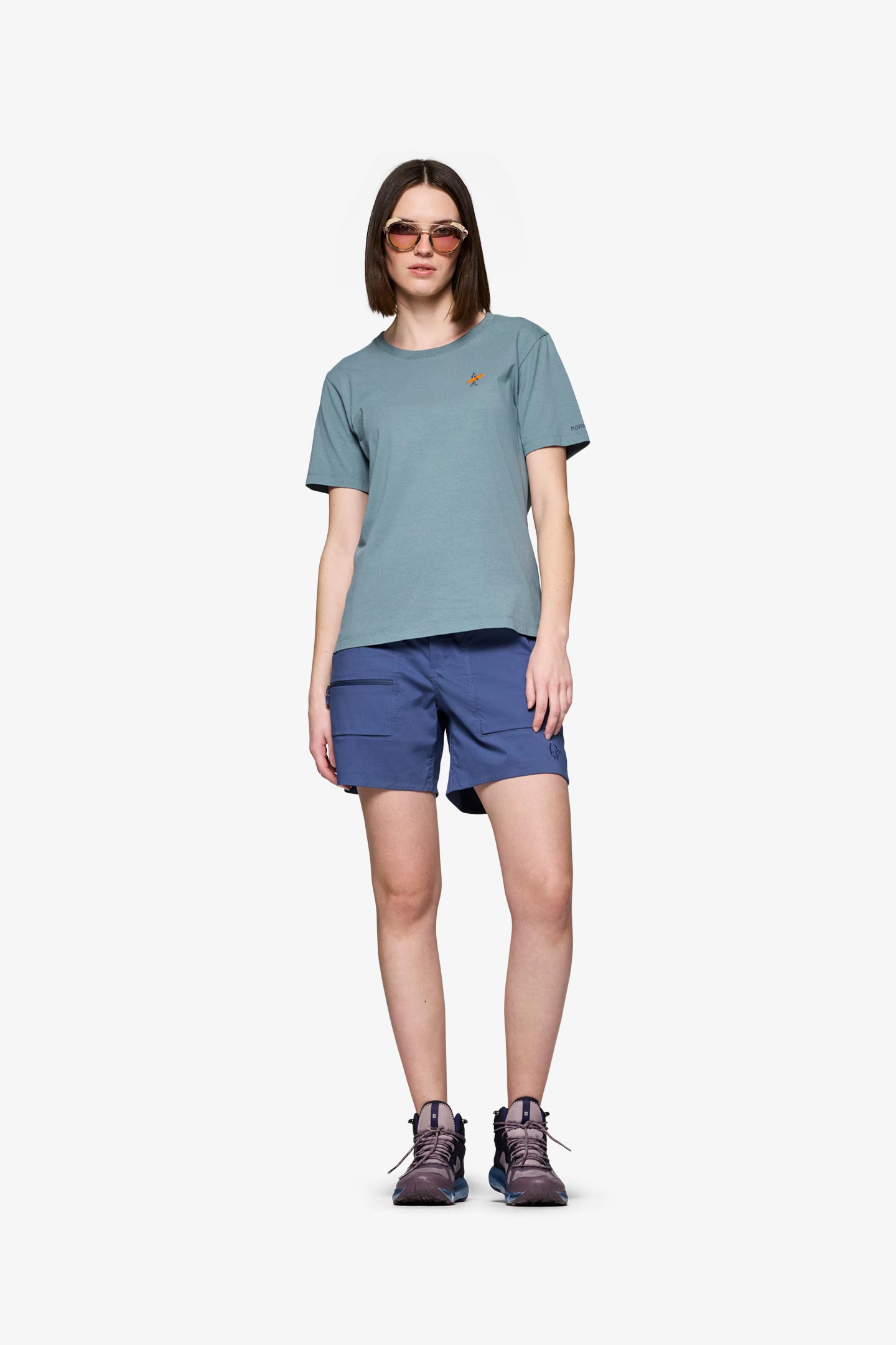 29 cotton activity embroidery T-Shirt (W) | フルマークスストア