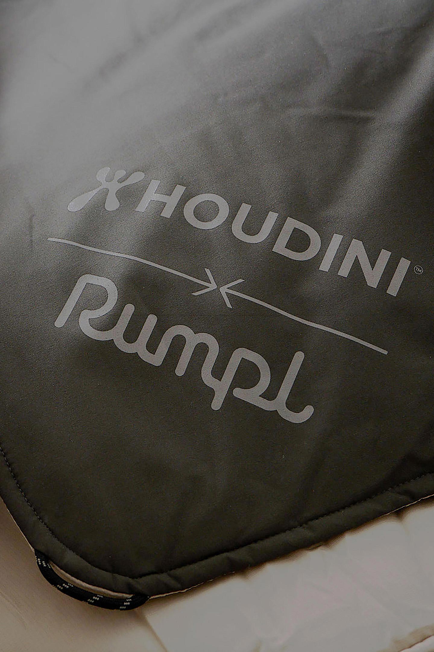 The Reconnect Blanket | フルマークスストア-北欧アウトドア用品